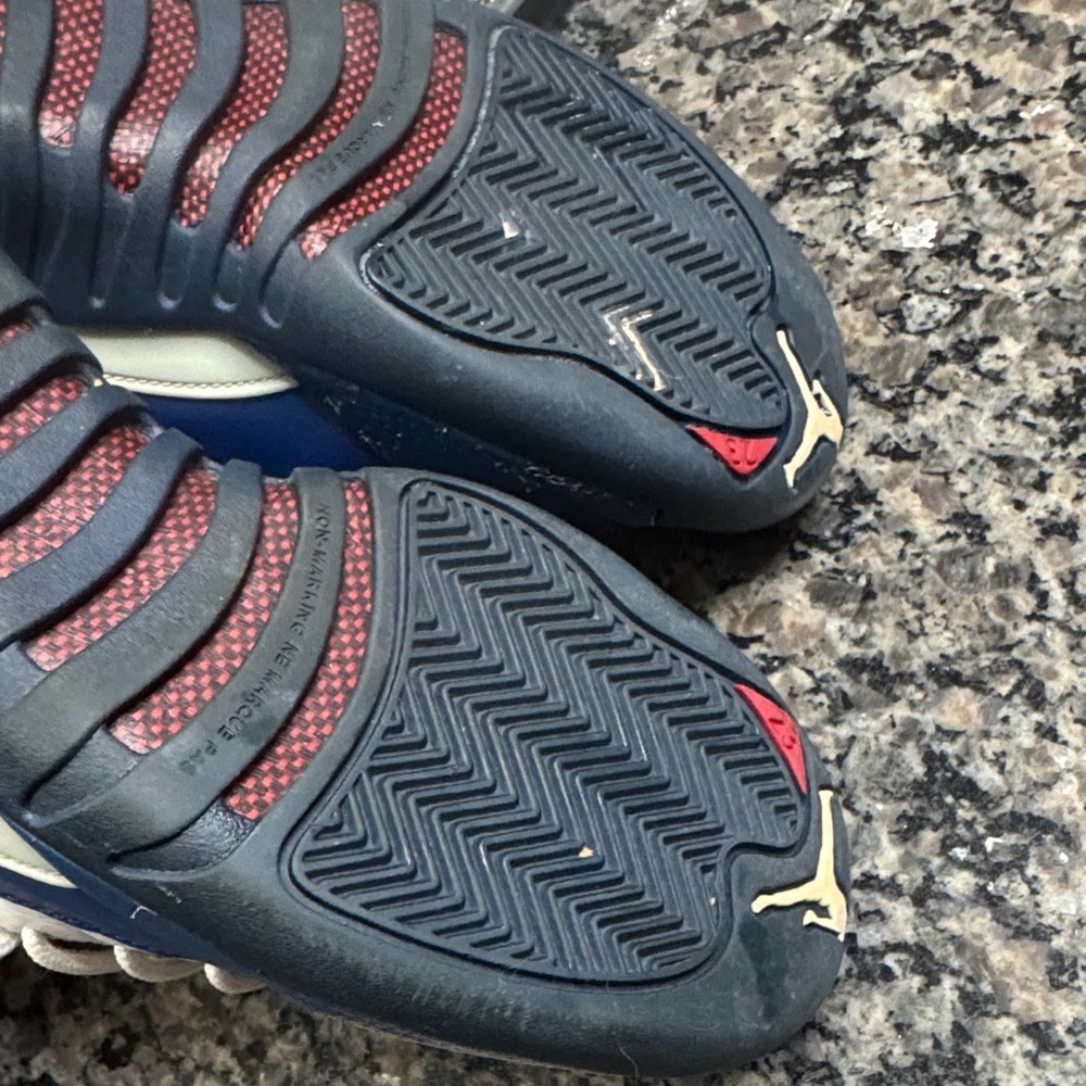 Jordan Retro 12 High-Top Sneakers 5Y - Picture 13 of 15